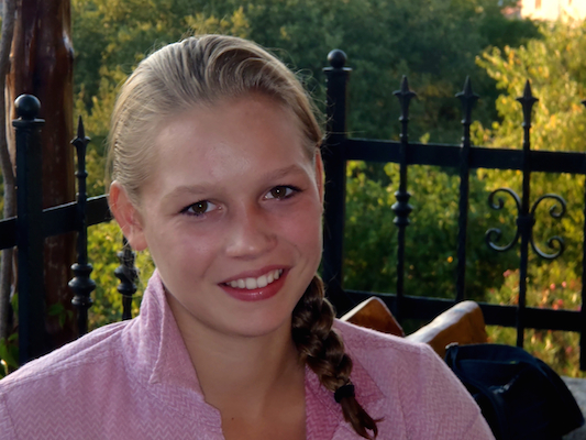 Ella Schneider